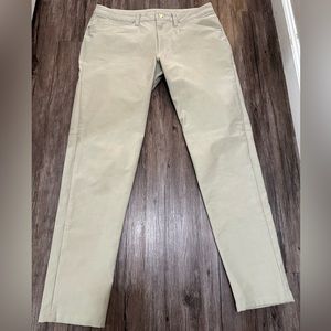Men’s Lululemon ABC Slim Pants Utilitech 32 X 32 in Raw Linen